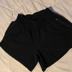 black lululemon track that shorts, 5” inseam, highrise,